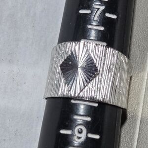 vintage Sarah Coventry "Avante" ring from 1975 silver-tone Starburst 5.5